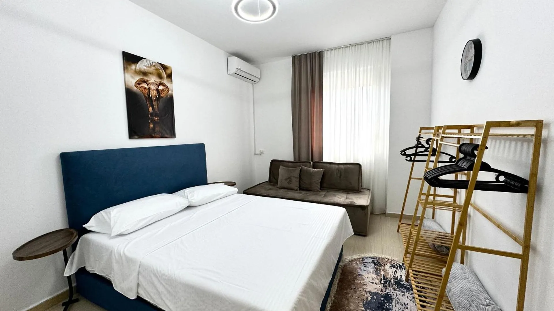 City Center Gem With Jacuzzi & Terrace Durrës 0*,  Albanie